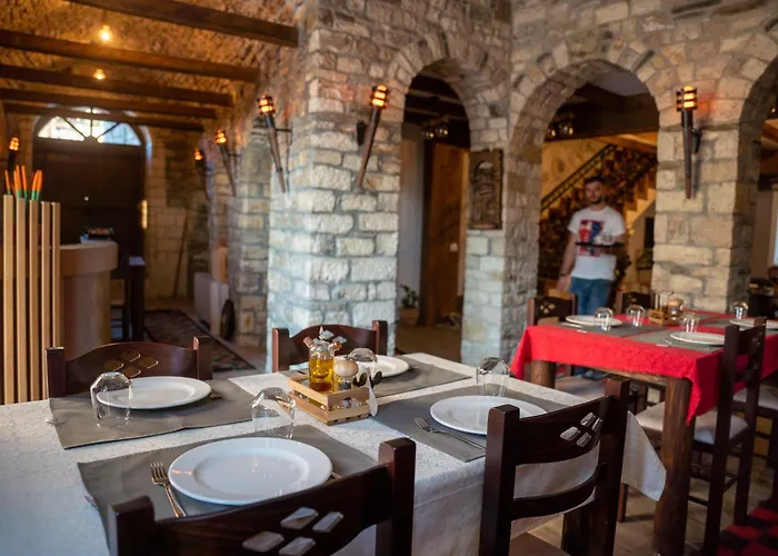 Kapllani Hotel 3*