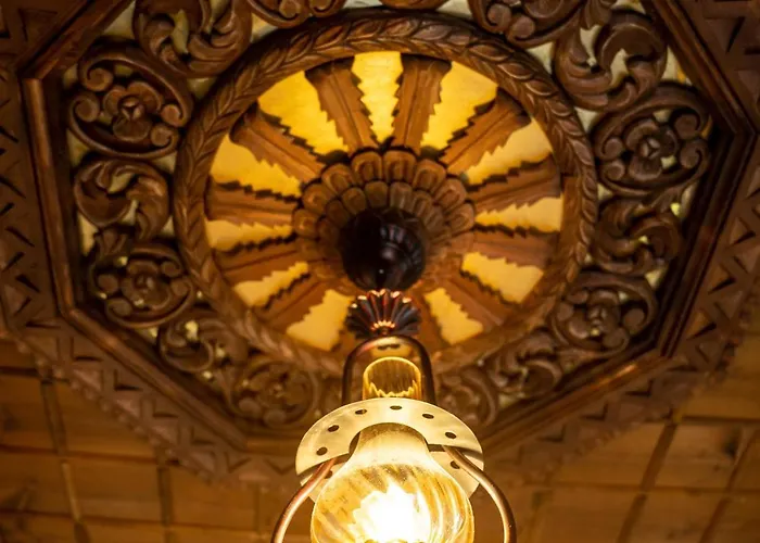Kapllani Hotel 3*
